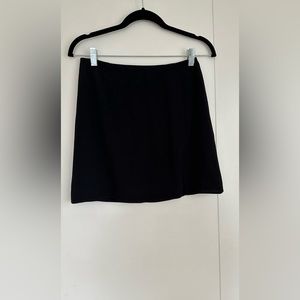 Aritzia sunday best mini skirt with slit